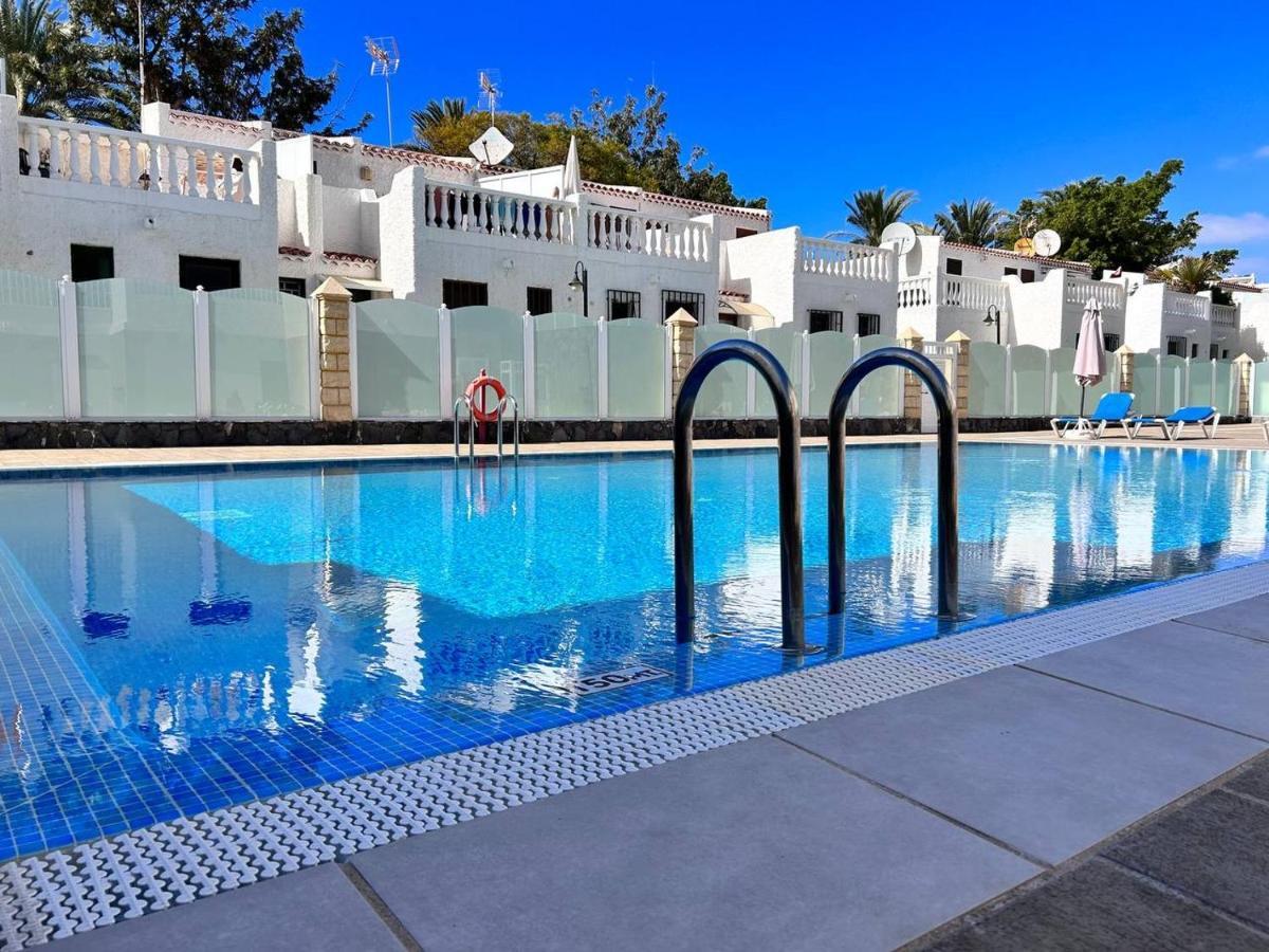Apartment Virginia Playa de las Americas  Luaran gambar